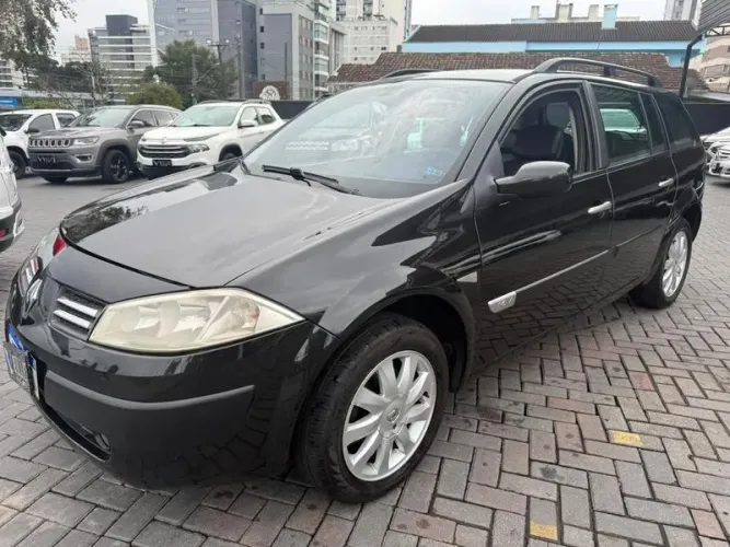 Renault Megane Grand Tour Dynam. Hi-flex 1.6 16V 2011
