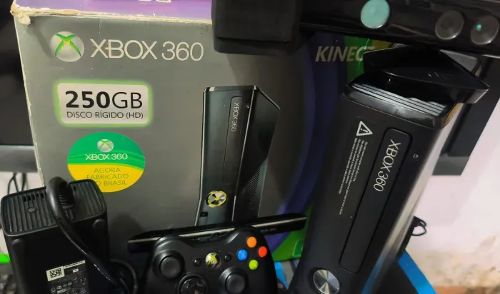 Xbox na caixa todo original e lotado de jogos