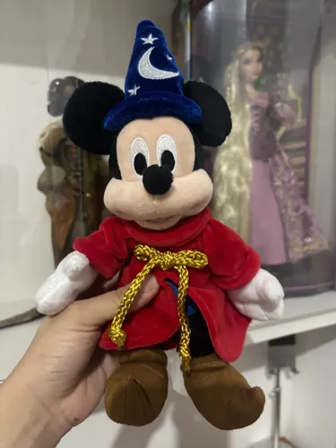 Pelúcia Disney Mickey feiticeiro