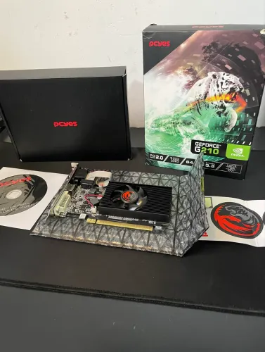 Placa de vídeo nvidia g210