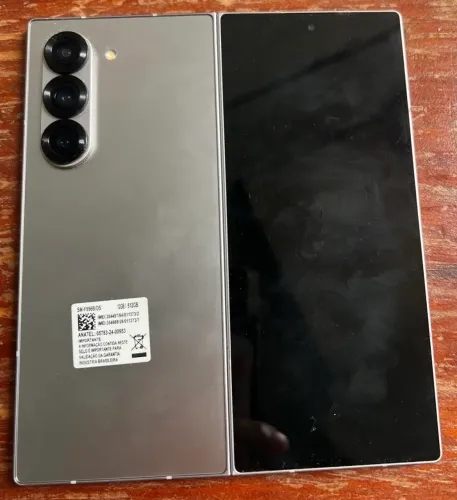 Samsung Galaxy Z Fold 6