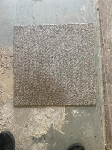Carpete em placas - 50 x 50 cm