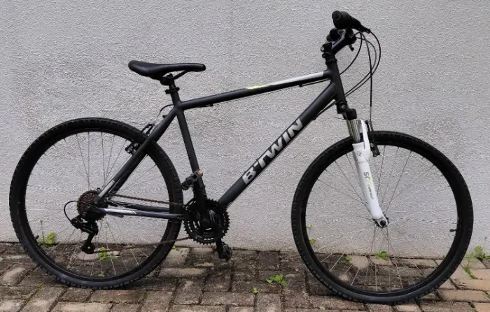 Bicicleta B-Twin aro 26 - Shimano 21 marchas -