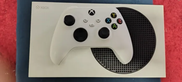 Console XBOX Series S 512Gb Digital Branco + Cabo de Força + 01 Controle Remoto