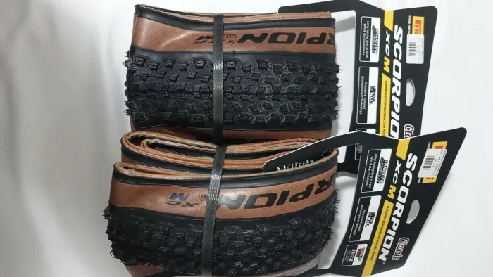Par de pneus Pirrreli Scorpions Xc M Classic 29 mtb