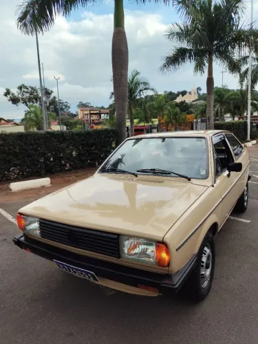 Volkswagen Gol Geração I BX 1.6 8V Álcool Mec. 2P 1986