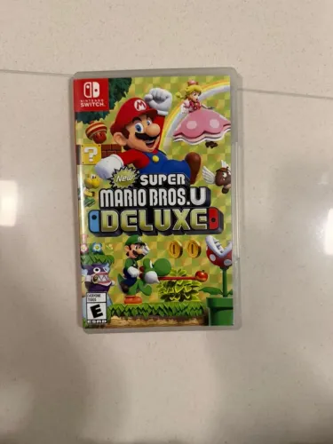 New Super Mario Bros U Deluxe - Jogo Nintendo Switch
