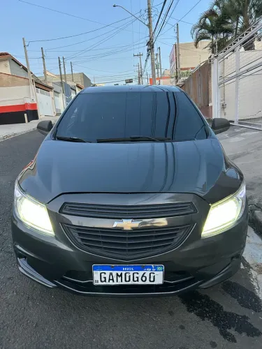 Chevrolet Onix Hatch LT 1.0 8V Flex Power Mec. 4P 2016