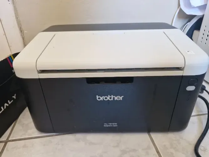 Impressora brother 1212W