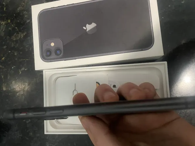 iPhone 11