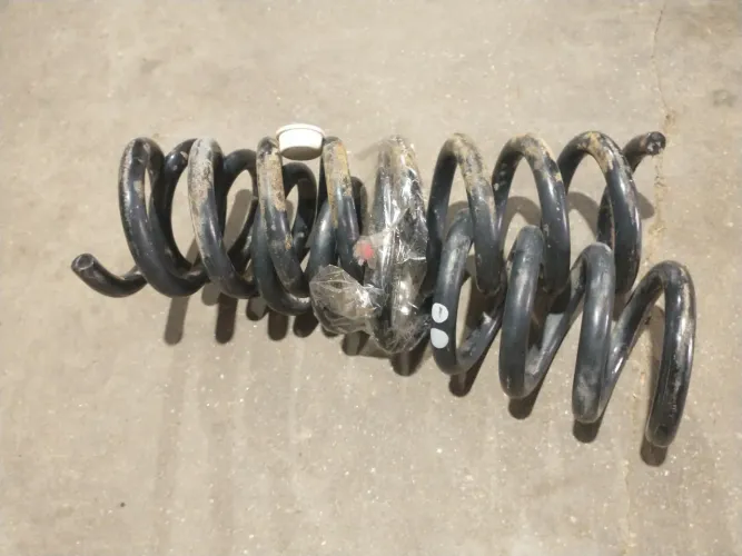 Par molas traseiras Mercedes C180 2006 compressor