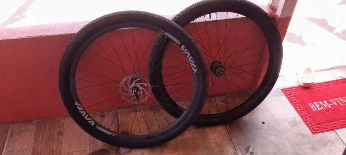 Vendo duas roda aro 29 com pneu e tudo valor130