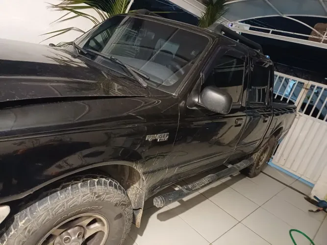 Ford Ranger XLT 2.8 8V 135cv 4X2 CD TB Diesel 2004