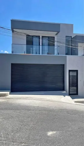 VENDO CASA 2 QUARTOS TUPI