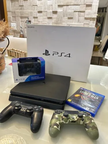 Ps4 Slim 1TB + Controles + jogo