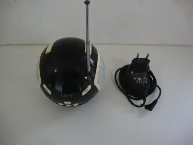 Radio Bola LX-1 antigo Am-Fm/USB/Relógio .