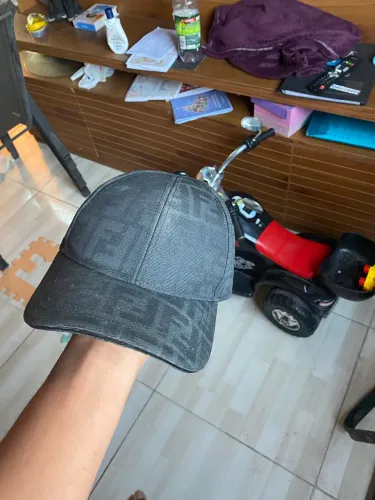 Boné Fendi em Tecido Jacquard 