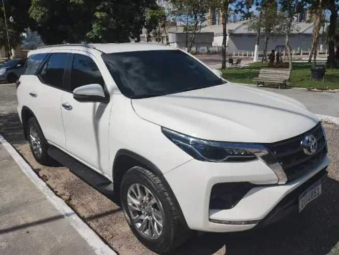Toyota Hilux SW4 SRV 4X2 2.7 Flex 16V Aut. 2021