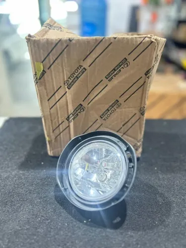 Farol de Milha Direito Genuíno Toyota Etios 2012 à 2020