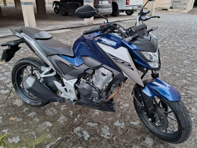Cb twister 300f abs