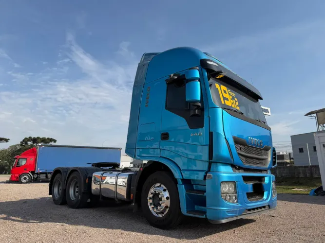 IVECO HI-WAY 440 6x2