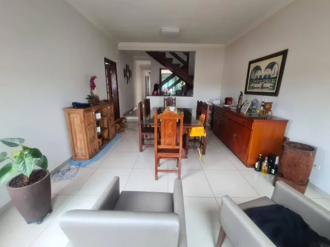 Casa Assobradada Condomínio Constantino Matucci