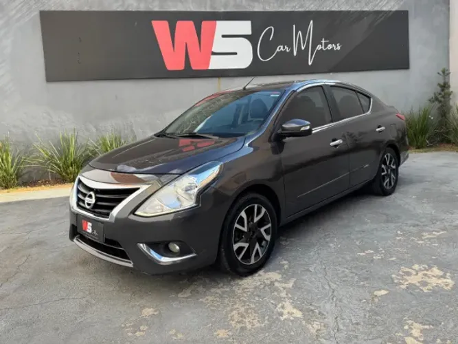 Nissan Versa Unique 1.6 16V Flexstart 4P Aut. 2017