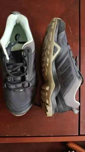 Tenis Adidas Terrex (tam. 36)