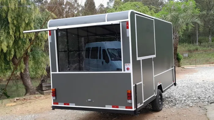 Trailer Novo 4x2m