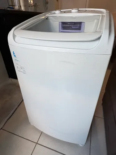Vendo Máquina de Lavar Eletrolux 11kg