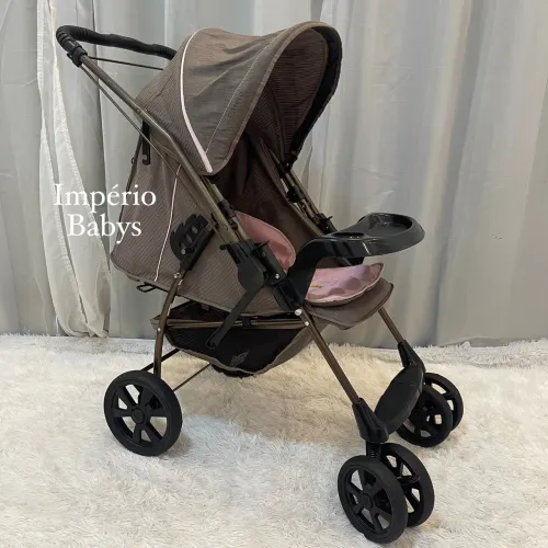 Carrinho de bebê Galzerano cobre