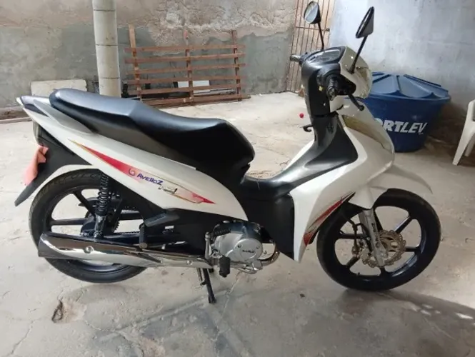 avelloz az1 50cc
