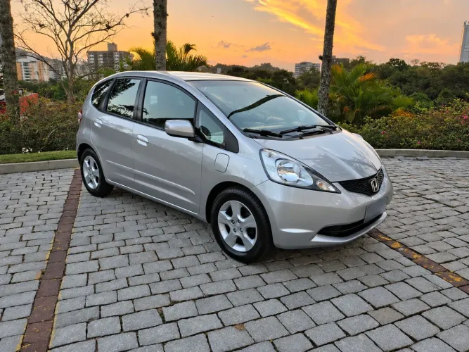 Honda Fit LX 1.4/ 1.4 Flex 8v/16v 5P Aut. 2012