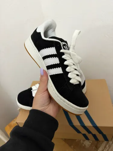 Tênis Adidas - Nº 36 | Novo
