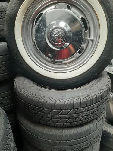 Roda de ferro aro 14 prata com calota Volkswagen 4x130 Pneu 175 65 14 usados