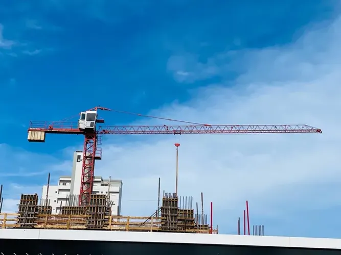 Gruas para construção civil - Siti, Grubras, Liebherr, Potain, Comansa, Jaso, Saez, Pingon