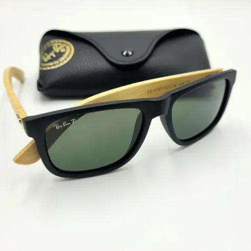 Óculos de sol RayBan Justin amadeirado Polarizada