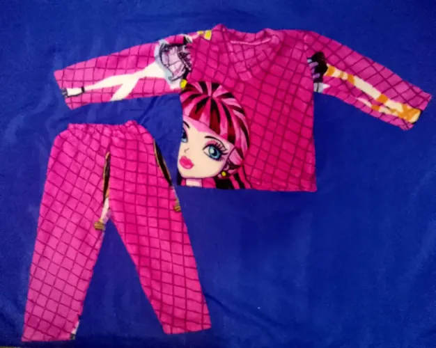 PIJAMA FEM. INFANTIL Monster High (Medidas na descrição)