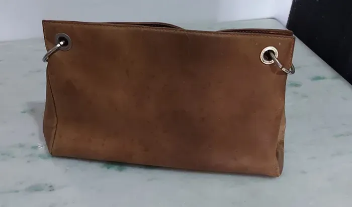 Bolsa em couro legítimo - pouco uso