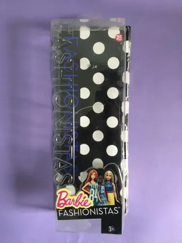 Caixa da Barbie Fashionistas 25
