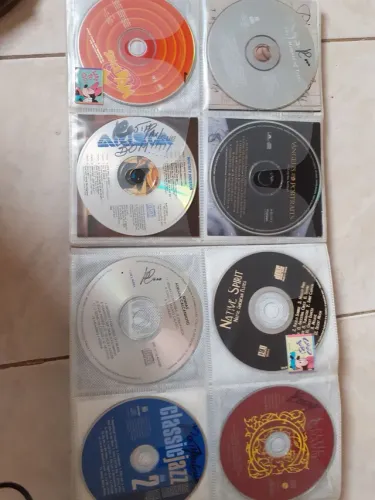 Pasta com 45 Cds