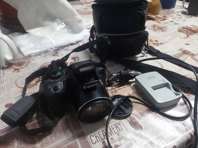 Canon PowerShot SX520 HS