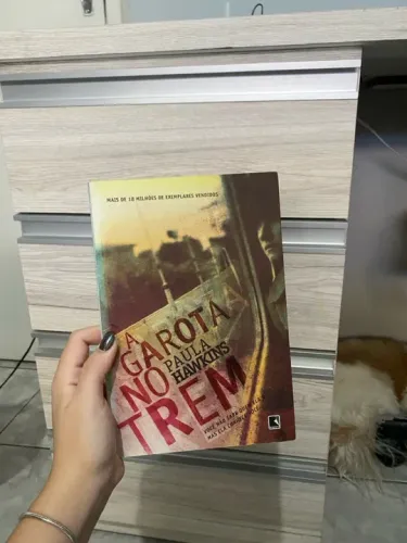 Livro A Garota no Trem - Livro Paula Hawkins