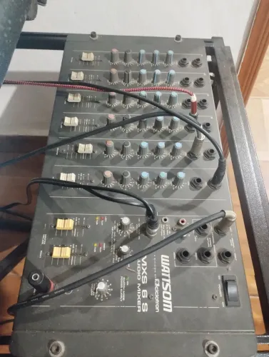 mesa de som 6 canais 
