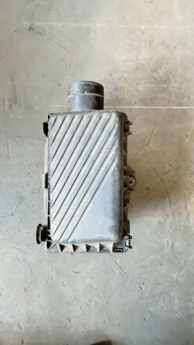 Caixa filtro ar motor AP M.I