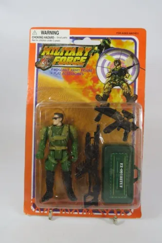 BONECO SOLDADO MILITARY FORCE - POSEABLE ARMY FIGURE, na embalagem original e lacrada.