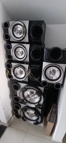 Caixas do Minisystem LG Metal Bass