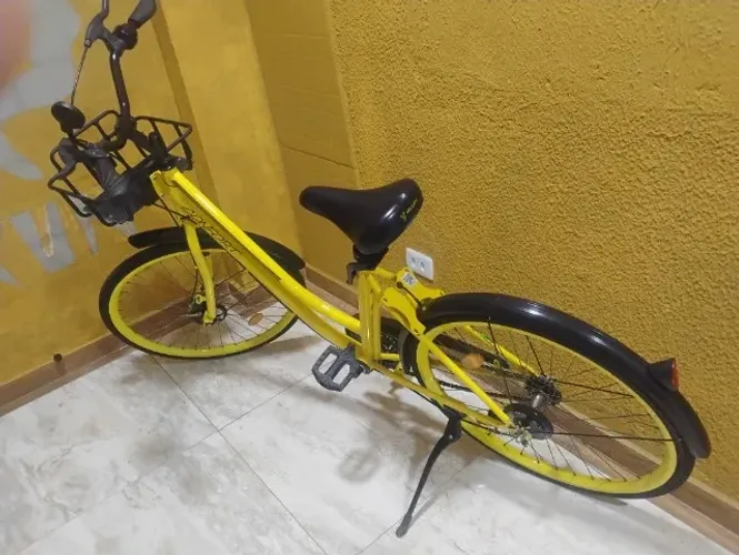 BICICLETA ARO 26 CONFORT  YELLOWCOM CESTINHA PLACA ENERGIA SOLAR 