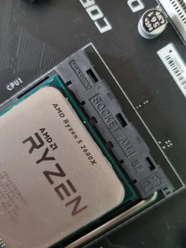 KIT RYZEN 5 2600X + MSI B450M BAZOOKA + WATERCOOLER MAELSTROM 120T