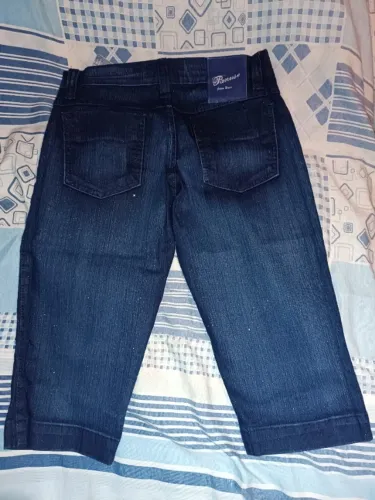 Bermudas ( leva 3 por 100)